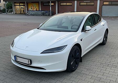 Tesla Model 3 RWD Hinterradantrieb