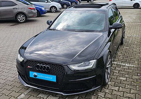 Audi RS4 *Avant*4.2*FSI*V8*Quattro*S-tronic*B&O*Pano*ACC