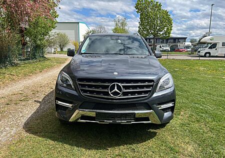 Mercedes-Benz ML 350 M-Klasse Diesel BlueTEC 4MATIC 7G-TRONIC