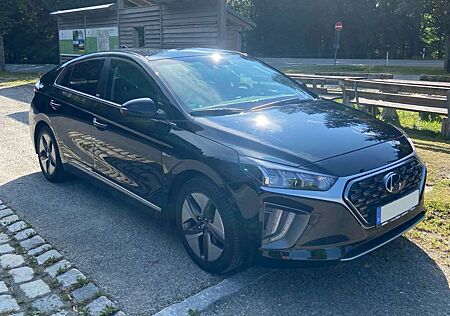 Hyundai Ioniq Hybrid 1.6 GDI Style