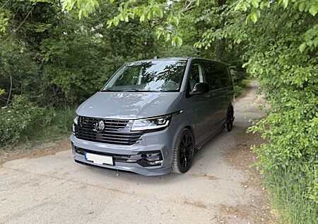 VW T6 Volkswagen .1 Multivan Multivan .1 DSG Kurz 4MOTION Highline