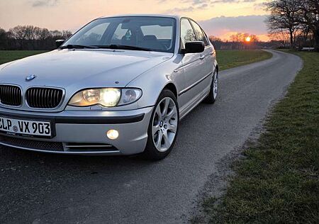 BMW 330i 330