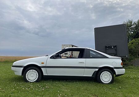 Nissan 100 NX 1. Hand / Scheckheft / ROSTFREI