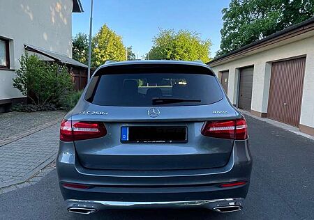 Mercedes-Benz GLC 250 d 4Matic 9G-TRONIC