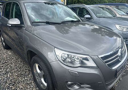 VW Tiguan Volkswagen 4x4 2,0 TDI 170 PS.EURO5 PANORAMA NAVI XENON LEDER