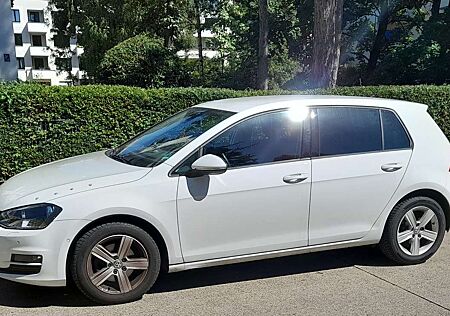VW Golf Volkswagen 1.2 TSI BlueMotion Technology DSG Comfortline