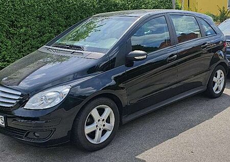 Mercedes-Benz B 200 B-Klasse, Automatik