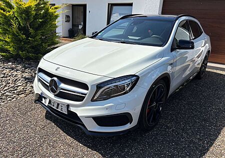 Mercedes-Benz GLA 45 AMG 4Matic 7G-DCT
