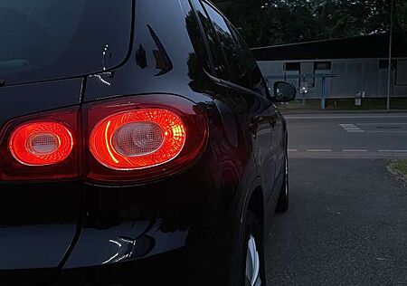 VW Tiguan Volkswagen 2.0 TDI DPF 4Motion Automatik Trend & Fun