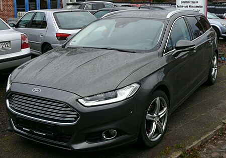 Ford Mondeo Turnier Titanium Aut/Keyless/LED/Navi/E-Sitz/AHK