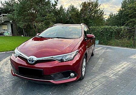 Toyota Auris 1.8 VVT-i Hybrid Automatik Sports Comfort