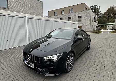 Mercedes-Benz CLA 45 AMG 4Matic