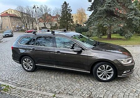 VW Passat Variant Volkswagen 2.0 TDI SCR 4Motion DSG (BMT) Highl