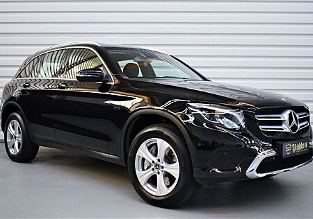 Mercedes-Benz GLC 350 e 4Matic LED*AHK*KAMERA*NAVI*8FACH