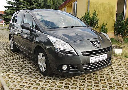 Peugeot 5008 1,6 e-HDI Automatic