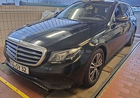 Mercedes-Benz E 220 /Widescreen/LED/ COMAND /360°/ASISS