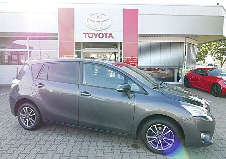 Toyota Verso Life