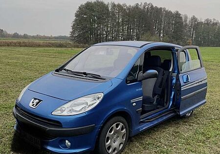 Peugeot 1007 75 Filou