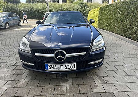Mercedes-Benz SLK 200 (BlueEFFICIENCY)