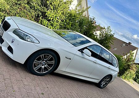 BMW 530d 530 5er Touring Diesel Touring Sport-Aut.