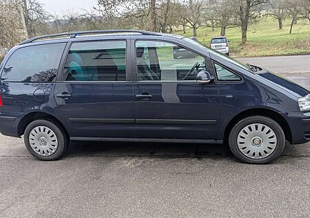 VW Sharan Volkswagen Trendline (11.2004->)