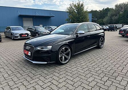 Audi RS4 4.2 FSI V8 ACC Panorama KAM B&O Keyless 20"