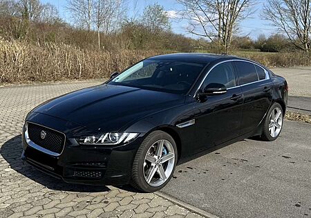 Jaguar XE Prestige AWD *TÜV NEU*