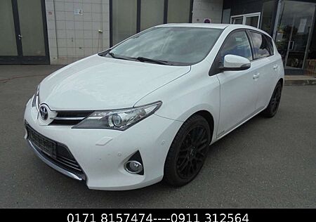 Toyota Auris Executive