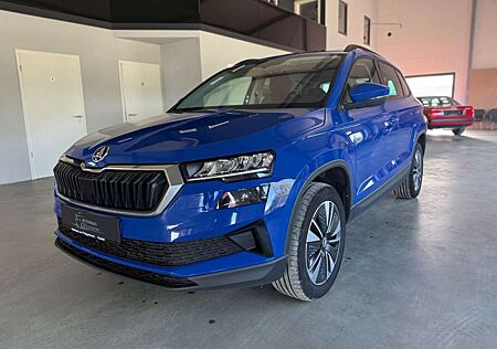 Skoda Karoq 1.5 TSI DSG Tour LED/AHK/PDC/Navi/SHZ