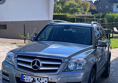 Mercedes-Benz GLK 220 CDI DPF 4Matic BlueEFFICIENCY 7G-TRONIC
