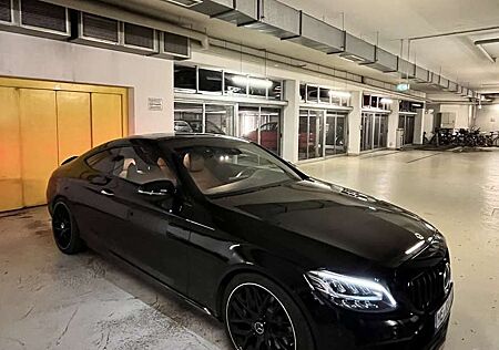 Mercedes-Benz C 300 Coupe 4Matic Panorama