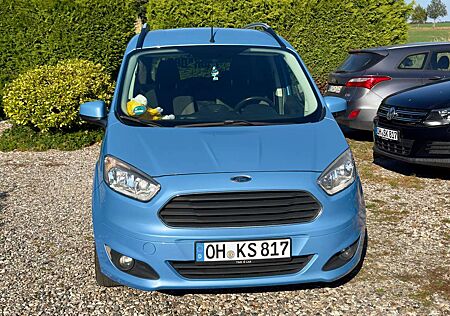 Ford Tourneo Courier 1.0 EcoBoostTitanium