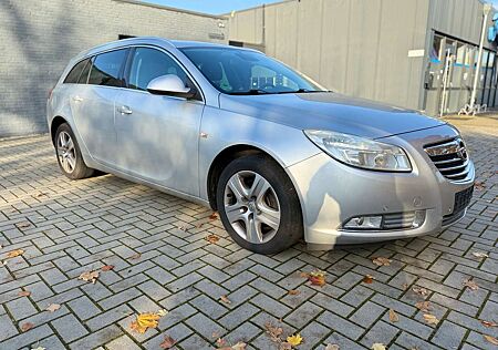 Opel Insignia 2.0 CDTI Sports Tourer Automatik Sport