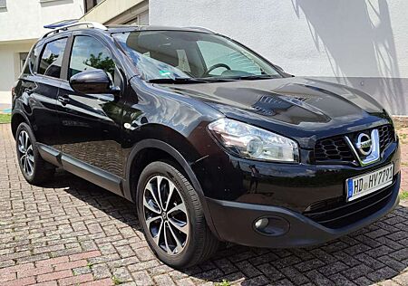 Nissan Qashqai 2.0 dCi DPF tekna