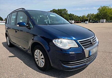 VW Touran Volkswagen 2.0 TDI 140PS