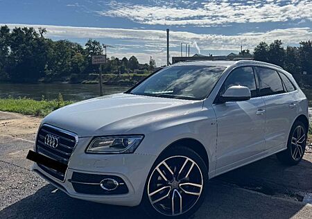 Audi Q5 2.0 TDI quattro (clean diesel) S - Line