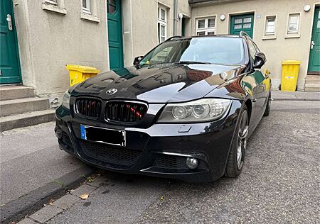 BMW 325 Touring Automatik umfangreiche Ausstattung