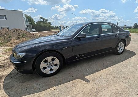 BMW 740i 740