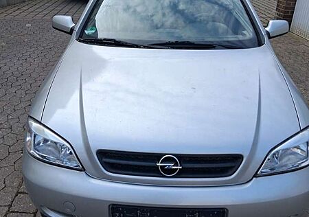 Opel Astra Cabrio 1.6 16V Linea Rossa