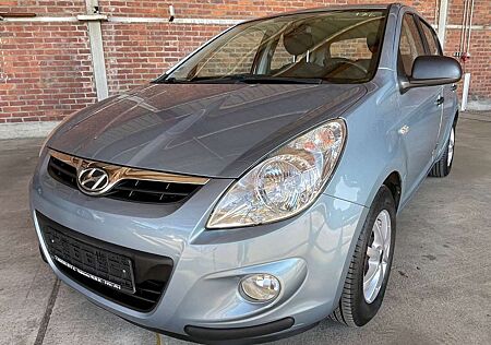 Hyundai i20 1.2 Trend/1.Hand/KLIMA/EL.Fenster/TÜV NEU