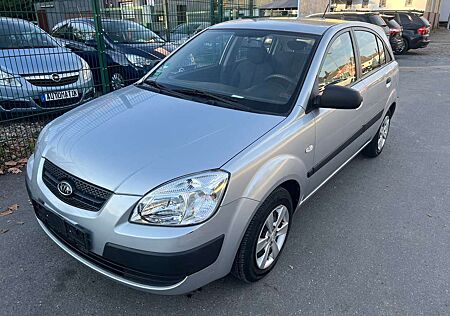 Kia Rio 1.4 Attract