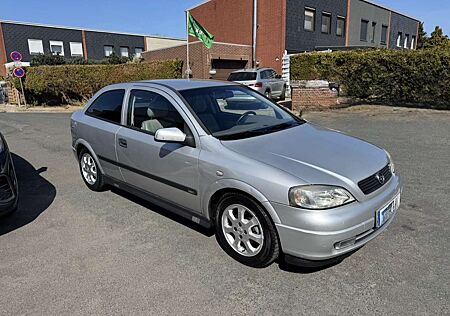 Opel Astra 1.6