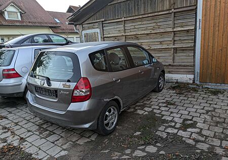 Honda Jazz 1.2 Cool Tüv Abgelaufen Klima 8-Fach Euro 4