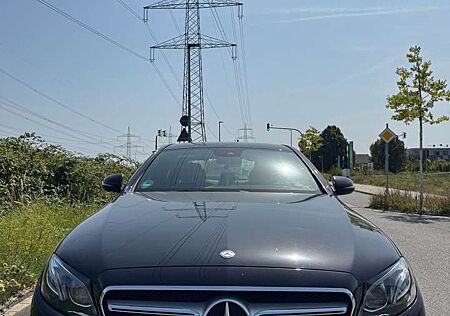Mercedes-Benz E 220 d (213.004)