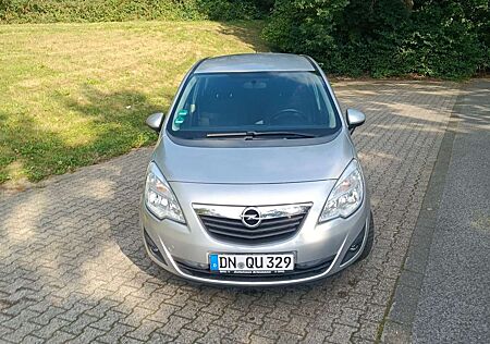 Opel Meriva 1.4 TÜV neu,8 Fach bereift