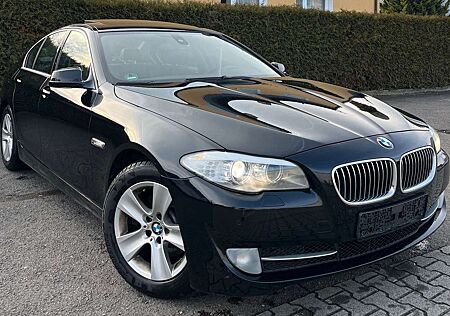 BMW 520 d LIM XENON PDC LEDER NAVI SCHIEBEDACH TOP