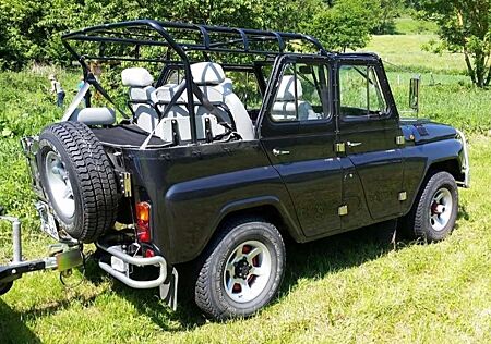 UAZ 469