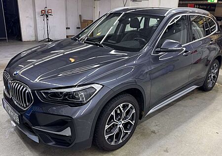 BMW X1 xDrive25e Advantage