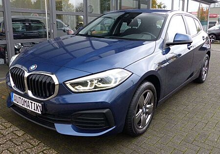 BMW 116 d Advantage Autom.EU6d*NAVI*LED*2xPDC*TEMPOMAT*