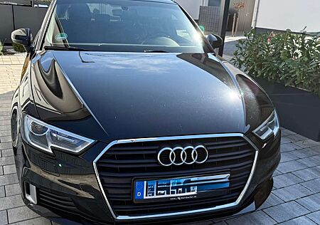 Audi A3 gebraucht kaufen Audi A3 35 TFSI cylinder on demand Sportback sport